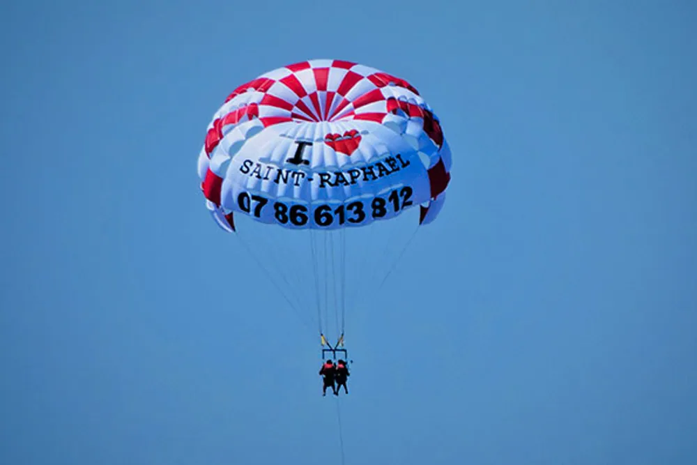 Parachute ascensionnel